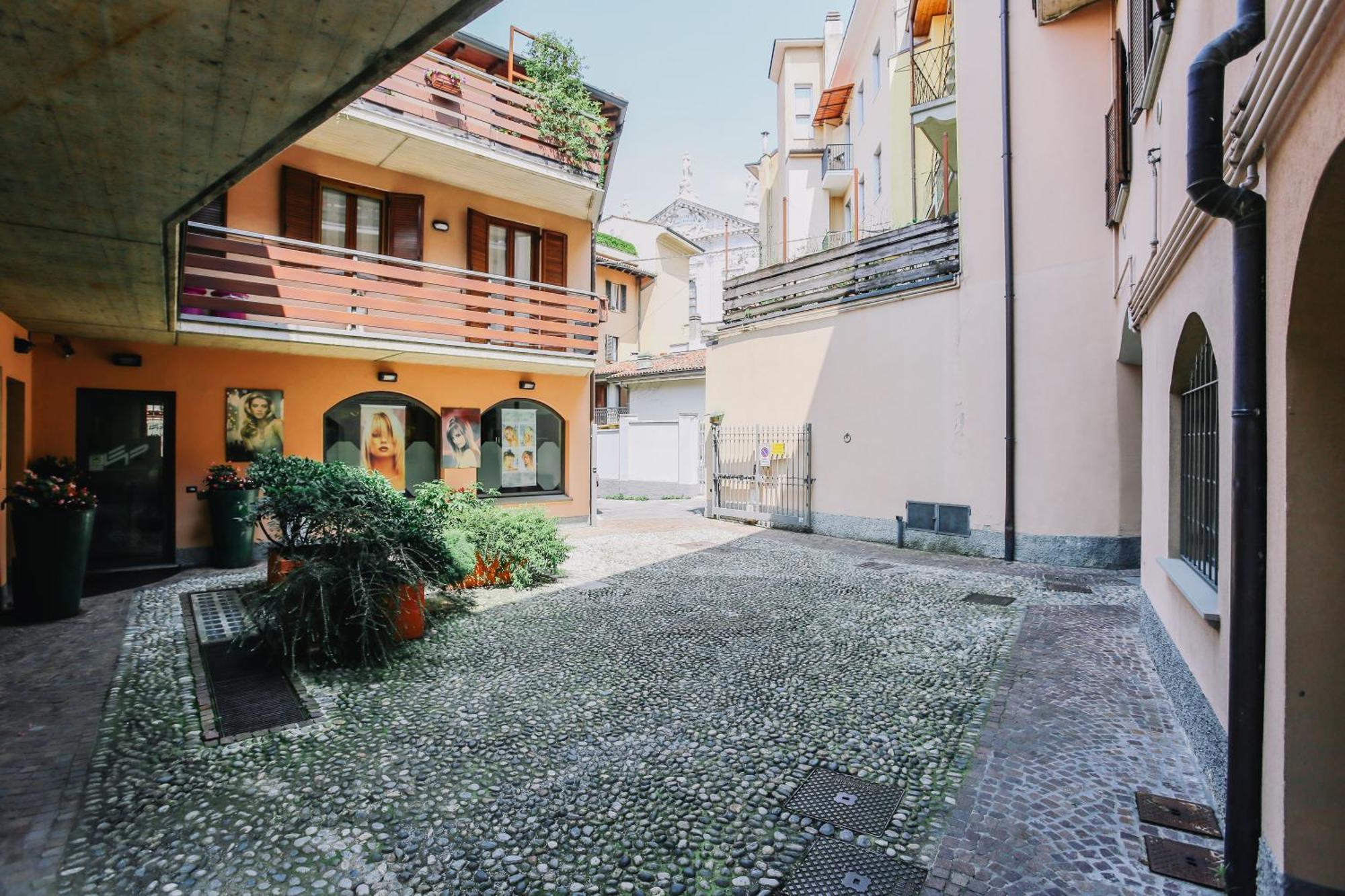 Flat Mazzini 6 Apartment Alzano Lombardo Екстериор снимка