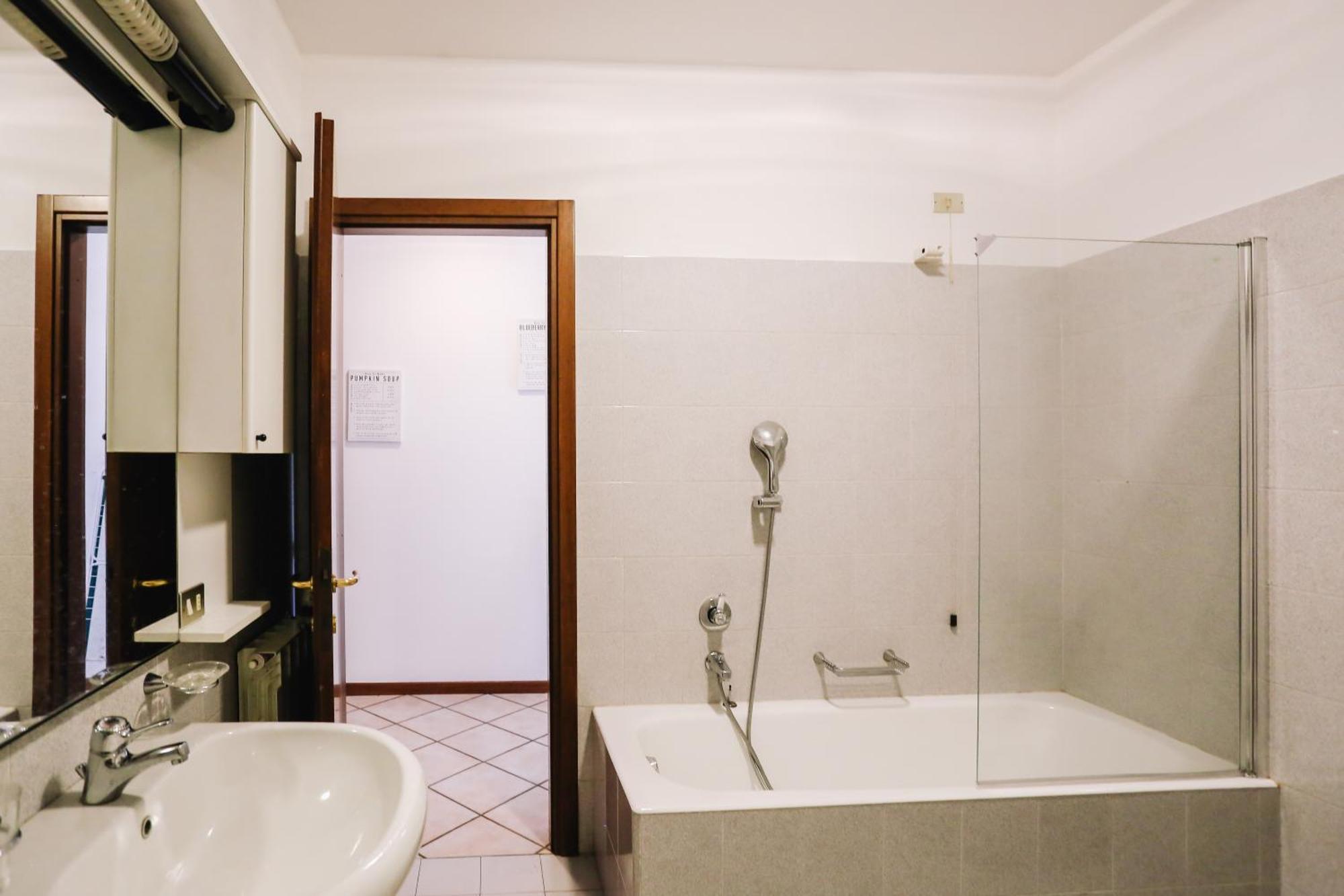 Flat Mazzini 6 Apartment Alzano Lombardo Екстериор снимка